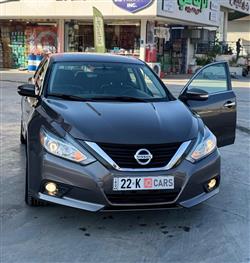 نيسان ألتيما